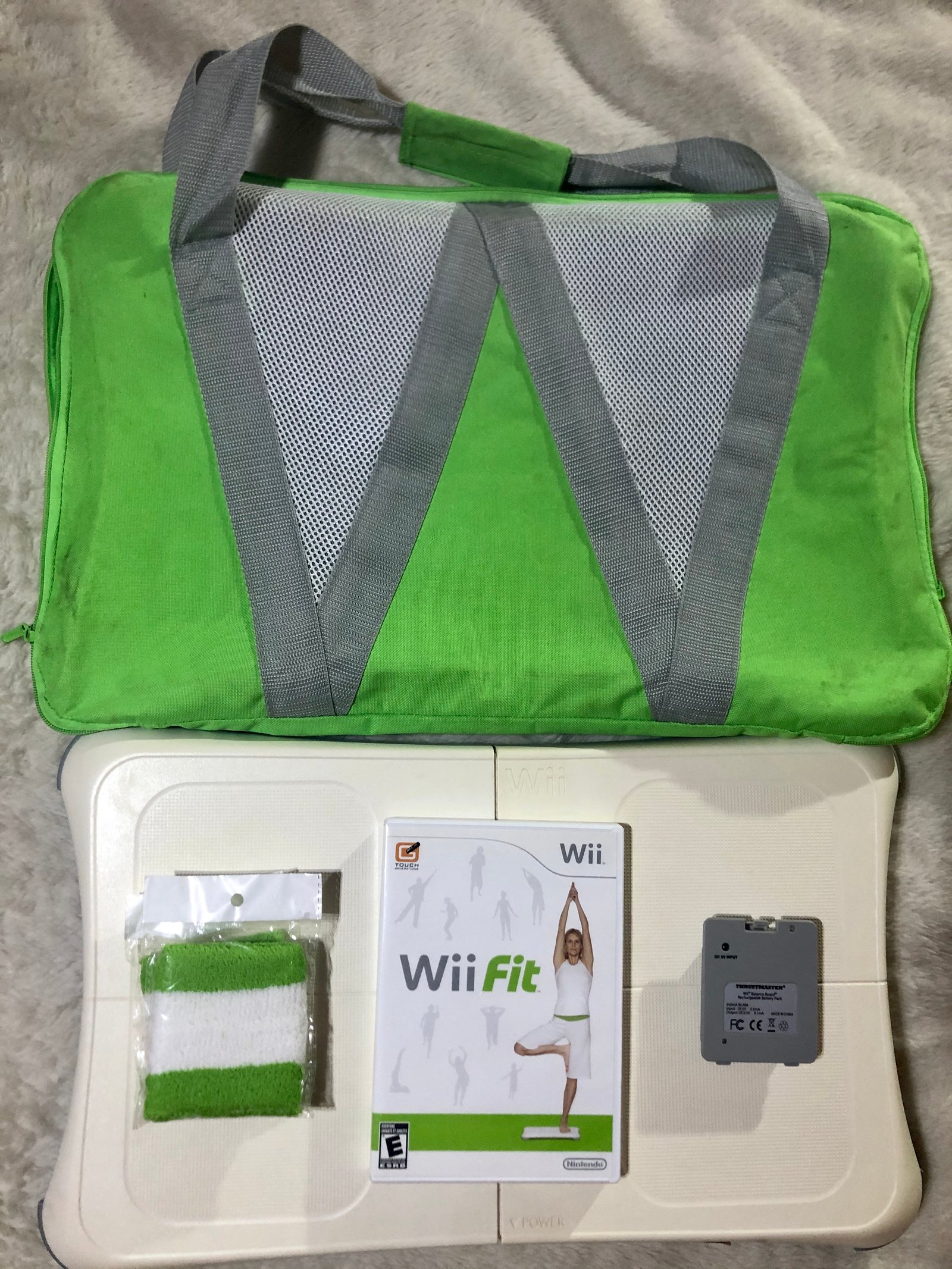 Wii Fit Balance + Bolsa de Transporte + Braçadeiras