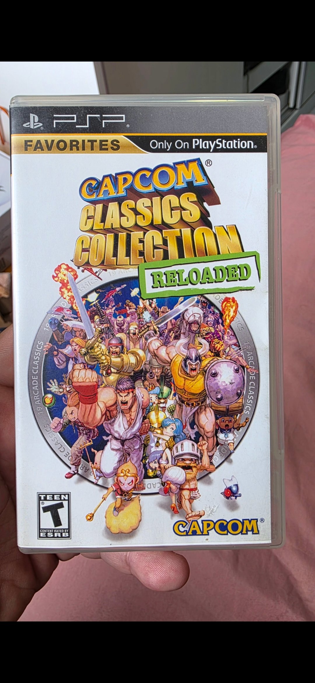 CAPCOM CLASSICS COLLECTION RELOADED SEMINOVO - PSP