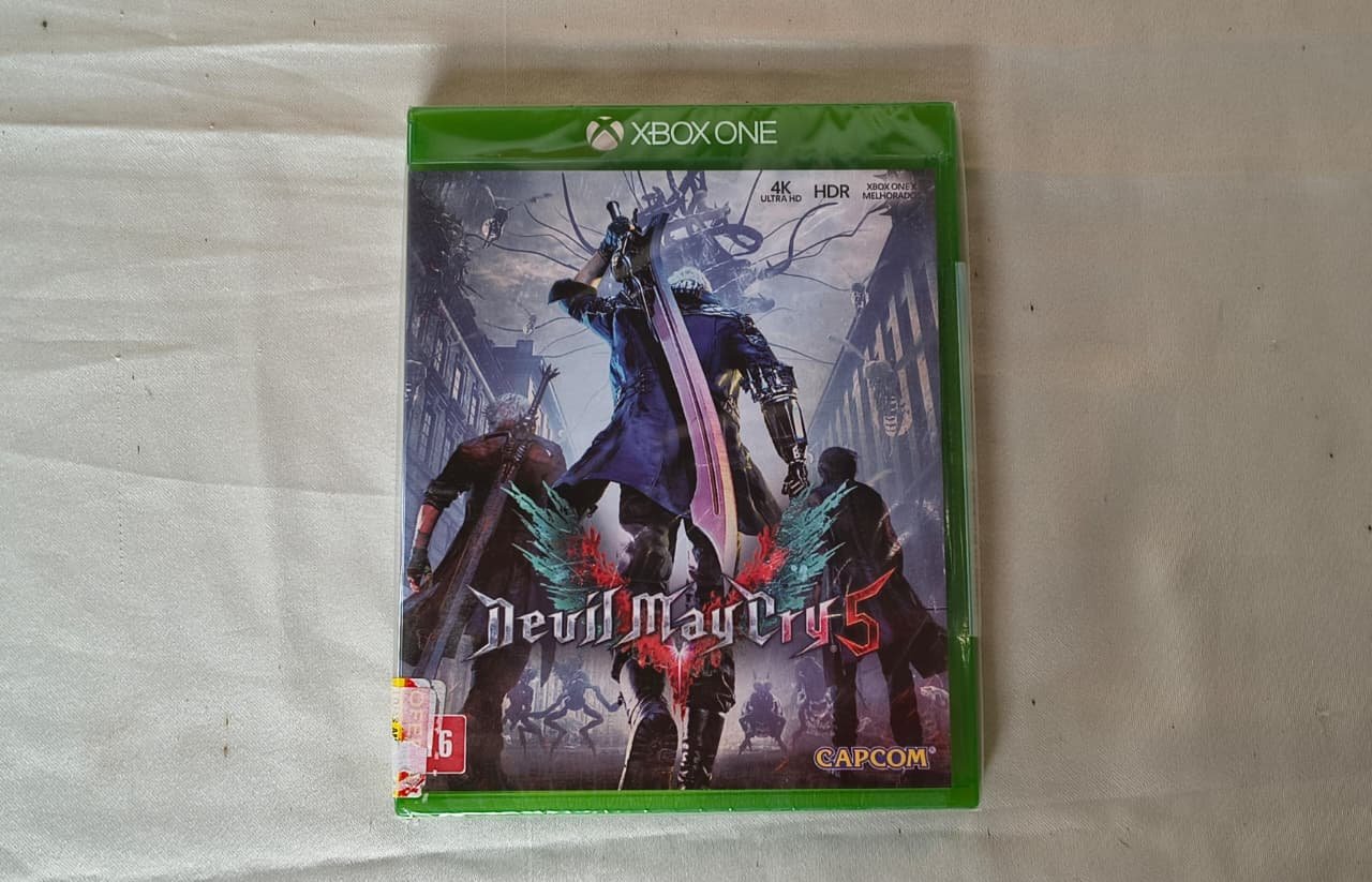 Devil May Cry 5 (LACRADO)
