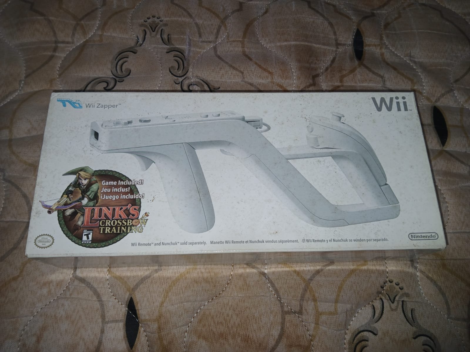 Wii Zapper - The Legend of Zelda Edition com Zelda Crossbow Training - Wii - Novo e Lacrado