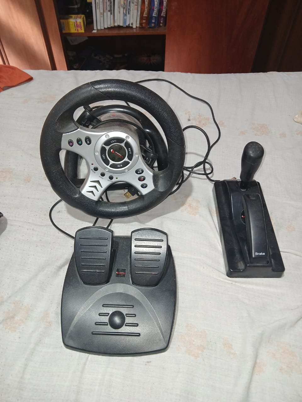 Kit com Volante , Pedal e Câmbio para PlayStation 3