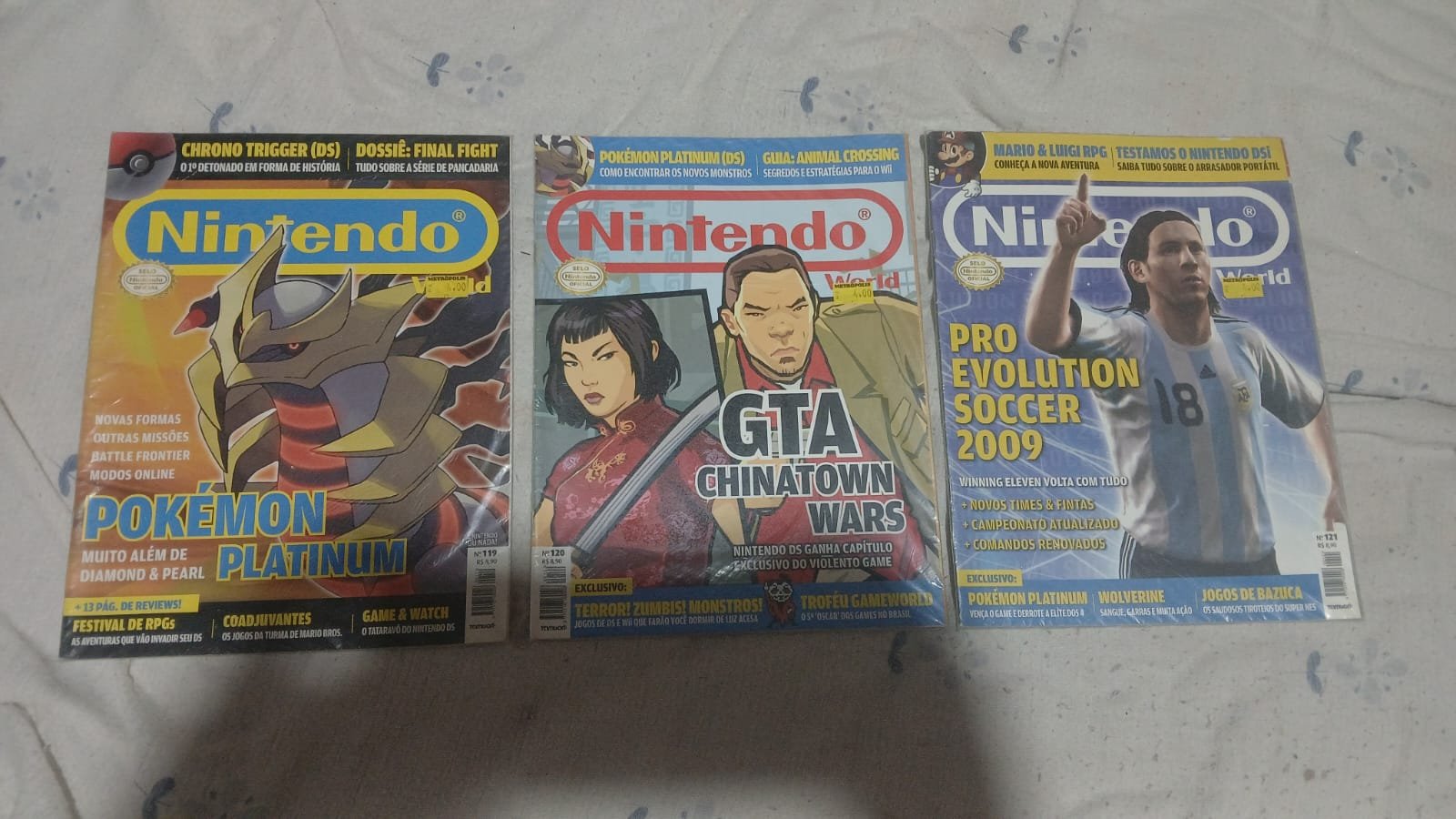 "Lote 3 Revistas Nintendo World Raras - Edições 119, 120 e 121 (Especial Pokémon Platinum DS e GTA Chinatown Wars) Novas & Lacradas